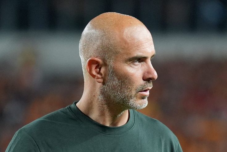 🔵 Nicolas Jackson Set for Chelsea Exit? Maresca Hints at Possible Move